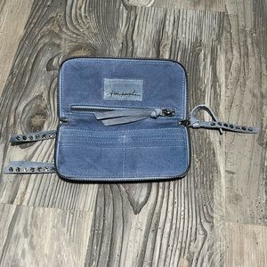 Free People-Distressed Wallet: blue